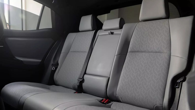 Subaru Uncharted ra mắt: Nhỏ gọn như Crosstrek tại Việt Nam nhưng chạy điện, nội thất ‘đặc sệt’ Toyota, chạy gần 500km/sạc- Ảnh 9. Subaru Uncharted ra mắt: Nhỏ gọn như Crosstrek tại Việt Nam nhưng chạy điện, nội thất ‘đặc sệt’ Toyota, chạy gần 500km/sạc- Ảnh 9.