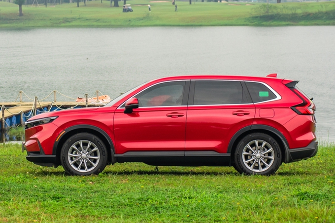 Chọn Honda CR-V hay tiết kiệm 51 triệu đồng lấy Geely Monjaro đều là bản tầm trung, bảng này sẽ giúp bạn dễ lựa chọn- Ảnh 2. Chọn Honda CR-V hay tiết kiệm 51 triệu đồng lấy Geely Monjaro đều là bản tầm trung, bảng này sẽ giúp bạn dễ lựa chọn- Ảnh 2.
