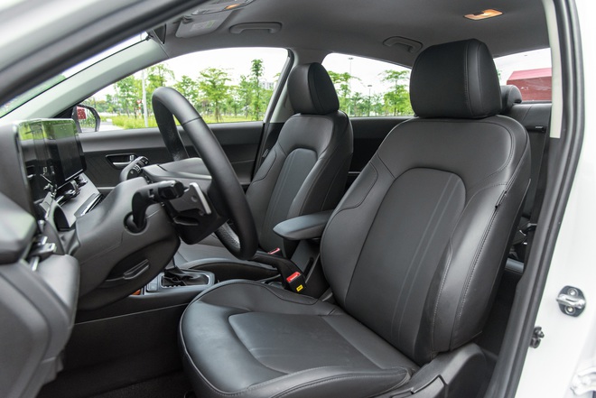 Hyundai Accent ‘tồn kho’ giảm 79 triệu tại đại lý: Bản 'full' rẻ ngang Vios bản giữa nhưng lời hơn hẳn gói ADAS- Ảnh 9. Hyundai Accent ‘tồn kho’ giảm 79 triệu tại đại lý: Bản 'full' rẻ ngang Vios bản giữa nhưng lời hơn hẳn gói ADAS- Ảnh 9.
