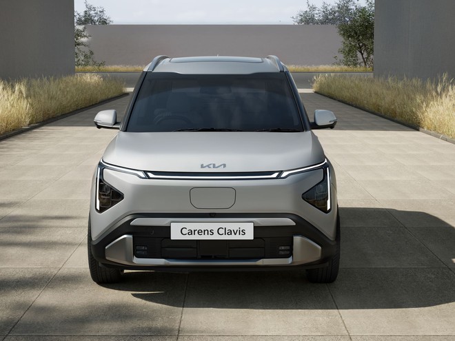 Kia Carens bản điện giá quy đổi gần 550 triệu đồng mở bán từ hôm nay, có cơ hội về Việt Nam khi xe xăng sắp bị hạn chế- Ảnh 3. Kia Carens bản điện giá quy đổi gần 550 triệu đồng mở bán từ hôm nay, có cơ hội về Việt Nam khi xe xăng sắp bị hạn chế- Ảnh 3.