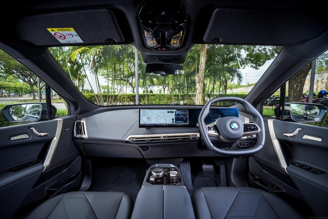 BMW iX từng gây chú ý tại Việt Nam có bản nâng cấp cho ĐNÁ: Mạnh ngang Taycan mà chạy tới hơn 700km mới phải sạc- Ảnh 6. BMW iX từng gây chú ý tại Việt Nam có bản nâng cấp cho ĐNÁ: Mạnh ngang Taycan mà chạy tới hơn 700km mới phải sạc- Ảnh 6.