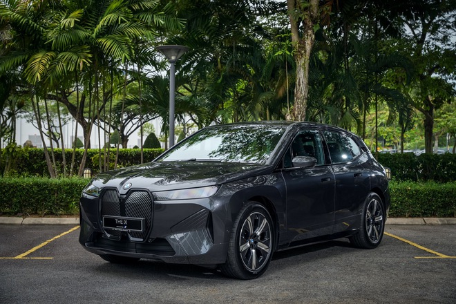 BMW iX từng gây chú ý tại Việt Nam có bản nâng cấp cho ĐNÁ: Mạnh ngang Taycan mà chạy tới hơn 700km mới phải sạc- Ảnh 4. BMW iX từng gây chú ý tại Việt Nam có bản nâng cấp cho ĐNÁ: Mạnh ngang Taycan mà chạy tới hơn 700km mới phải sạc- Ảnh 4.