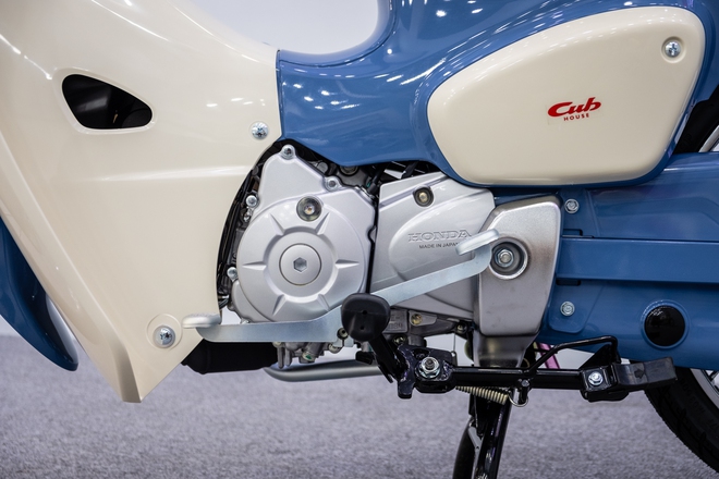 Honda Super Cub 50 Final Edition đã về Việt Nam: Màu hoài cổ, nhiều chi tiết độc quyền, sản xuất giới hạn toàn cầu- Ảnh 15. Honda Super Cub 50 Final Edition đã về Việt Nam: Màu hoài cổ, nhiều chi tiết độc quyền, sản xuất giới hạn toàn cầu- Ảnh 15.