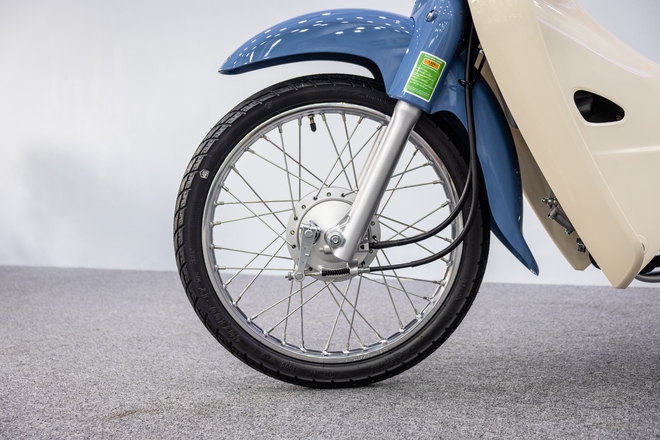 Honda Super Cub 50 Final Edition đã về Việt Nam: Màu hoài cổ, nhiều chi tiết độc quyền, sản xuất giới hạn toàn cầu- Ảnh 14. Honda Super Cub 50 Final Edition đã về Việt Nam: Màu hoài cổ, nhiều chi tiết độc quyền, sản xuất giới hạn toàn cầu- Ảnh 14.