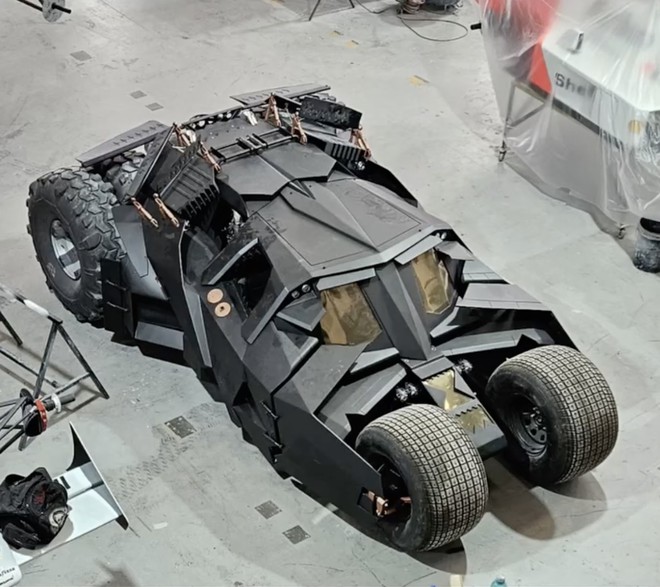 Neymar chi hơn 40 tỷ đồng sắm xe như người dơi: Giới hạn 10 chiếc, máy khủng nhưng không được lái ra đường- Ảnh 4. Neymar chi hơn 40 tỷ đồng sắm xe như người dơi: Giới hạn 10 chiếc, máy khủng nhưng không được lái ra đường- Ảnh 4.