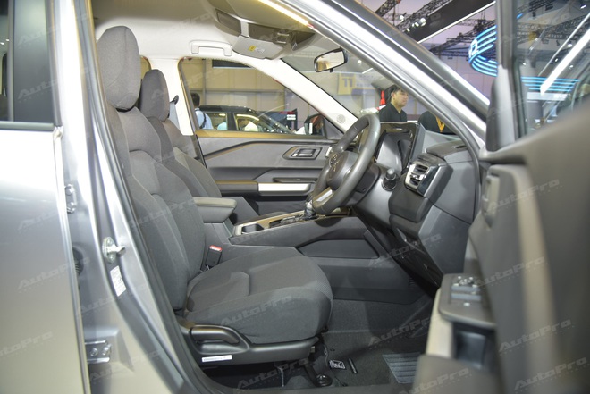 Chi tiết Mitsubishi Destinator GLS: Giá quy đổi từ 617 triệu đồng, phù hợp cho người thực dụng không cần quá nhiều tiện nghi nhưng muốn cabin rộng và gầm cao hẳn- Ảnh 9. Chi tiết Mitsubishi Destinator GLS: Giá quy đổi từ 617 triệu đồng, phù hợp cho người thực dụng không cần quá nhiều tiện nghi nhưng muốn cabin rộng và gầm cao hẳn- Ảnh 9.