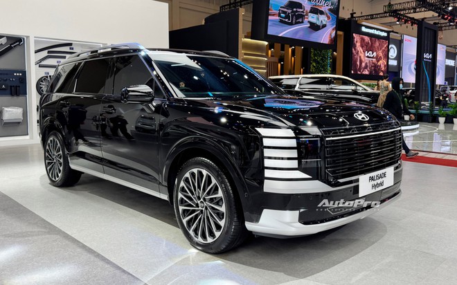 Sờ tận tay Hyundai Palisade 2025 trước khi về Việt Nam: Rộng hơn, dáng như Range Rover, máy hybrid 330hp nhưng tiết kiệm xăng hơn i10- Ảnh 3. Sờ tận tay Hyundai Palisade 2025 trước khi về Việt Nam: Rộng hơn, dáng như Range Rover, máy hybrid 330hp nhưng tiết kiệm xăng hơn i10- Ảnh 3.