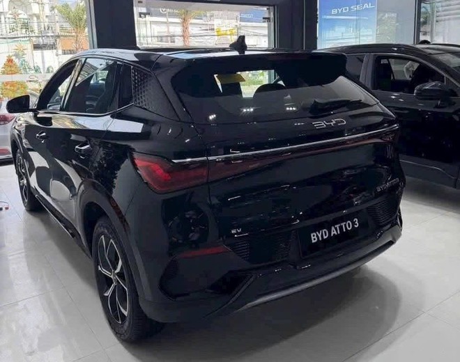 CUV cỡ C tại Việt Nam: Chọn Geely EX5 vừa ra mắt hay 2 mẫu xe xăng ăn khách Mazda CX-5 và Ford Territory?- Ảnh 6. CUV cỡ C tại Việt Nam: Chọn Geely EX5 vừa ra mắt hay 2 mẫu xe xăng ăn khách Mazda CX-5 và Ford Territory?- Ảnh 6.