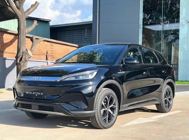 CUV cỡ C tại Việt Nam: Chọn Geely EX5 vừa ra mắt hay 2 mẫu xe xăng ăn khách Mazda CX-5 và Ford Territory?- Ảnh 2. CUV cỡ C tại Việt Nam: Chọn Geely EX5 vừa ra mắt hay 2 mẫu xe xăng ăn khách Mazda CX-5 và Ford Territory?- Ảnh 2.
