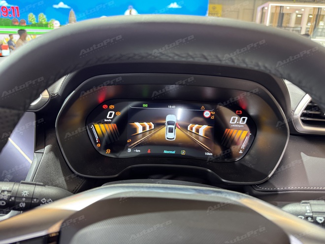 Xem thực tế MG ZS đời mới có thể về Việt Nam: Lột xác từ trong ra ngoài, động cơ hybrid tiêu thụ từ 5,1 lít/100km- Ảnh 11. Xem thực tế MG ZS đời mới có thể về Việt Nam: Lột xác từ trong ra ngoài, động cơ hybrid tiêu thụ từ 5,1 lít/100km- Ảnh 11.