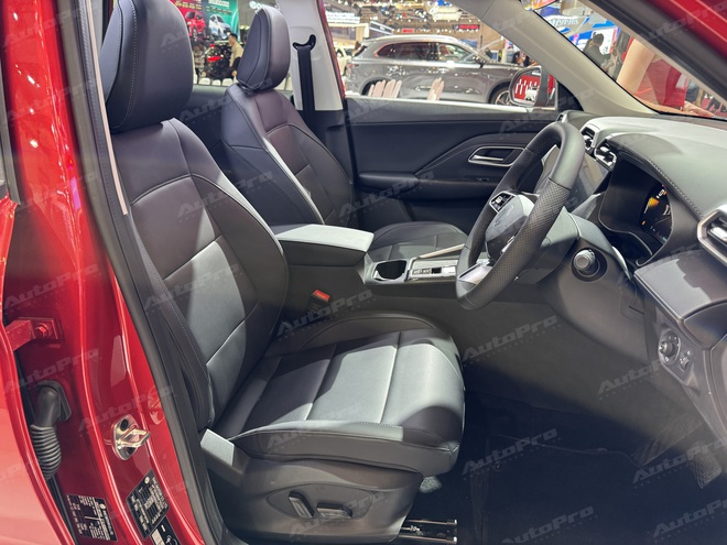 Xem thực tế MG ZS đời mới có thể về Việt Nam: Lột xác từ trong ra ngoài, động cơ hybrid tiêu thụ từ 5,1 lít/100km- Ảnh 7. Xem thực tế MG ZS đời mới có thể về Việt Nam: Lột xác từ trong ra ngoài, động cơ hybrid tiêu thụ từ 5,1 lít/100km- Ảnh 7.