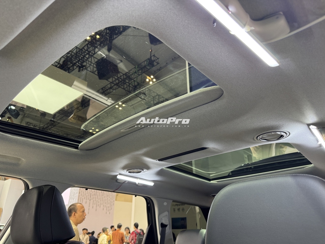 Sờ thử Hyundai Palisade bản tiêu chuẩn giá hơn 1,7 tỷ vừa về ĐNÁ: Nội thất không giống bản 'base', vẫn có đủ ADAS, loa Bose, màn hình to- Ảnh 16. Sờ thử Hyundai Palisade bản tiêu chuẩn giá hơn 1,7 tỷ vừa về ĐNÁ: Nội thất không giống bản 'base', vẫn có đủ ADAS, loa Bose, màn hình to- Ảnh 16.