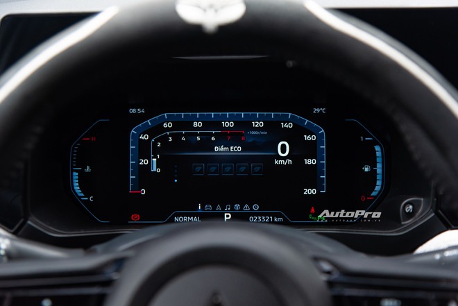 Đổi xe lái thử, hai chủ xe Mitsubishi Xforce và Toyota Yaris Cross bóc tách nhiều điểm khác biệt mà thông số không thể hiện được- Ảnh 20. Đổi xe lái thử, hai chủ xe Mitsubishi Xforce và Toyota Yaris Cross bóc tách nhiều điểm khác biệt mà thông số không thể hiện được- Ảnh 20.