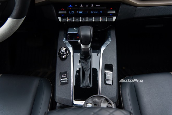 Đổi xe lái thử, hai chủ xe Mitsubishi Xforce và Toyota Yaris Cross bóc tách nhiều điểm khác biệt mà thông số không thể hiện được- Ảnh 23. Đổi xe lái thử, hai chủ xe Mitsubishi Xforce và Toyota Yaris Cross bóc tách nhiều điểm khác biệt mà thông số không thể hiện được- Ảnh 23.