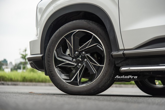 Đổi xe lái thử, hai chủ xe Mitsubishi Xforce và Toyota Yaris Cross bóc tách nhiều điểm khác biệt mà thông số không thể hiện được- Ảnh 10. Đổi xe lái thử, hai chủ xe Mitsubishi Xforce và Toyota Yaris Cross bóc tách nhiều điểm khác biệt mà thông số không thể hiện được- Ảnh 10.