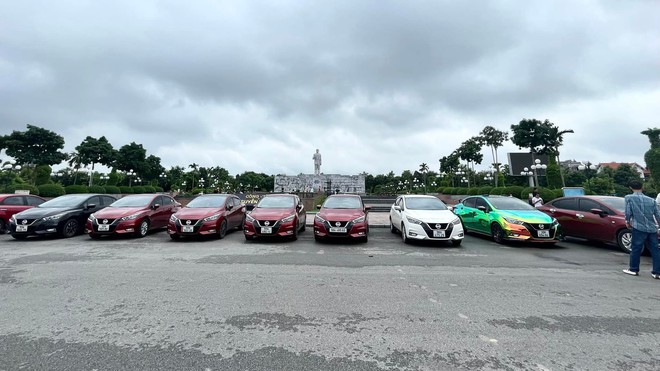 Chủ xe Nissan Almera: 'Bị cả chủ xe i10 chê ì nhưng có ngồi cầm lái mới thấy thích hơn cả City'- Ảnh 7. Chủ xe Nissan Almera: 'Bị cả chủ xe i10 chê ì nhưng có ngồi cầm lái mới thấy thích hơn cả City'- Ảnh 7.