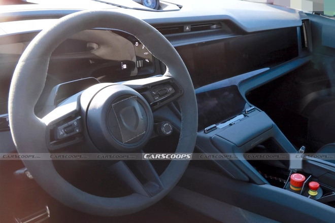 Porsche Cayenne lộ nội thất mới: Thiết kế lột xác với 4 màn hình khủng, bỏ gần hết nút bấm- Ảnh 2. Porsche Cayenne lộ nội thất mới: Thiết kế lột xác với 4 màn hình khủng, bỏ gần hết nút bấm- Ảnh 2.