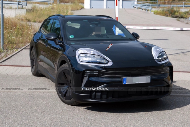 Porsche Cayenne lộ nội thất mới: Thiết kế lột xác với 4 màn hình khủng, bỏ gần hết nút bấm- Ảnh 6. Porsche Cayenne lộ nội thất mới: Thiết kế lột xác với 4 màn hình khủng, bỏ gần hết nút bấm- Ảnh 6.