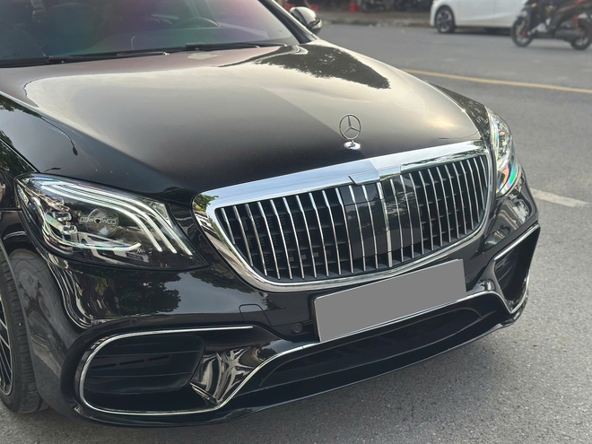 Rao Mercedes S 400 độ AMG nhưng lưới tản nhiệt Maybach giá hơn 1 tỷ đồng, người bán hỏi: Tại sao phải mua C-Class cũ?- Ảnh 6. Rao Mercedes S 400 độ AMG nhưng lưới tản nhiệt Maybach giá hơn 1 tỷ đồng, người bán hỏi: Tại sao phải mua C-Class cũ?- Ảnh 6.