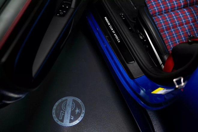Chiều khách như Porsche: Chiếc 911 đặc biệt có 70 xe chỉ dành riêng cho những khách hàng này- Ảnh 9. Chiều khách như Porsche: Chiếc 911 đặc biệt có 70 xe chỉ dành riêng cho những khách hàng này- Ảnh 9.