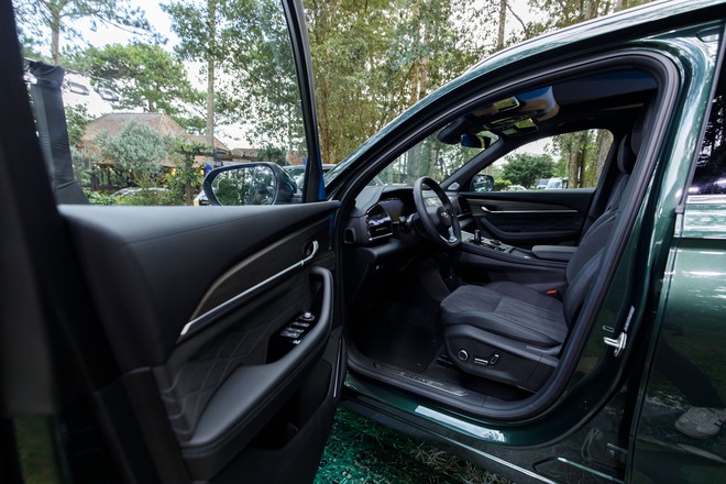 Trải nghiệm Geely Monjaro để trả lời câu hỏi: ‘SUV Trung Quốc này có đủ sức chen chân trong phân khúc hơn 1 tỷ đồng?’- Ảnh 6.