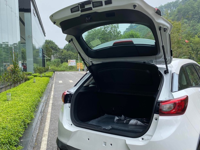 Mazda CX-3 chuyển lắp ráp trong nước: Tăng cao nhất 30 triệu, nâng cấp nhẹ ngoại thất, có điểm giống CX-8- Ảnh 6. Mazda CX-3 chuyển lắp ráp trong nước: Tăng cao nhất 30 triệu, nâng cấp nhẹ ngoại thất, có điểm giống CX-8- Ảnh 6.