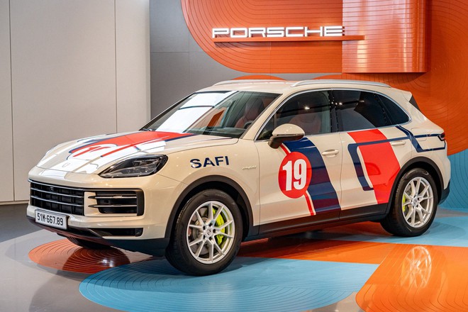 Porsche Cayenne S E-Hybrid đầu tiên Việt Nam đi kèm option gần 800 triệu đồng, biển số đắt ngang Xforce, ‘dân chơi’ nhìn xe dễ biết chủ là ai- Ảnh 7. Porsche Cayenne S E-Hybrid đầu tiên Việt Nam đi kèm option gần 800 triệu đồng, biển số đắt ngang Xforce, ‘dân chơi’ nhìn xe dễ biết chủ là ai- Ảnh 7.