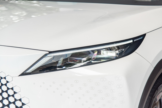 Chi tiết Omoda C7 tại Việt Nam: Đấu trực tiếp CR-V hybrid, giá dự kiến từ 839 triệu đồng- Ảnh 4. Chi tiết Omoda C7 tại Việt Nam: Đấu trực tiếp CR-V hybrid, giá dự kiến từ 839 triệu đồng- Ảnh 4.