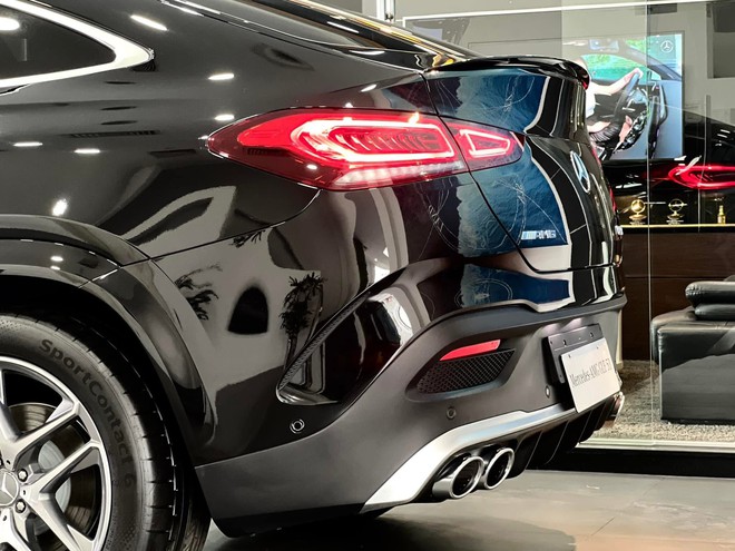 Mercedes-AMG GLE 53 giảm giá ‘kịch sàn’ còn gần 3,6 tỷ tại đại lý: Rẻ hơn Land Cruiser cả tỷ đồng, người mua phải đánh đổi một điều- Ảnh 6. Mercedes-AMG GLE 53 giảm giá ‘kịch sàn’ còn gần 3,6 tỷ tại đại lý: Rẻ hơn Land Cruiser cả tỷ đồng, người mua phải đánh đổi một điều- Ảnh 6.