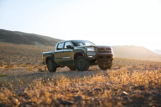 Nissan Navara 2026 ra mắt: Thêm tiện nghi, bổ sung bản địa hình cực chất đấu Ford Ranger Raptor, nhưng vẫn thua đối thủ ở một điểm- Ảnh 19. Nissan Navara 2026 ra mắt: Thêm tiện nghi, bổ sung bản địa hình cực chất đấu Ford Ranger Raptor, nhưng vẫn thua đối thủ ở một điểm- Ảnh 19.