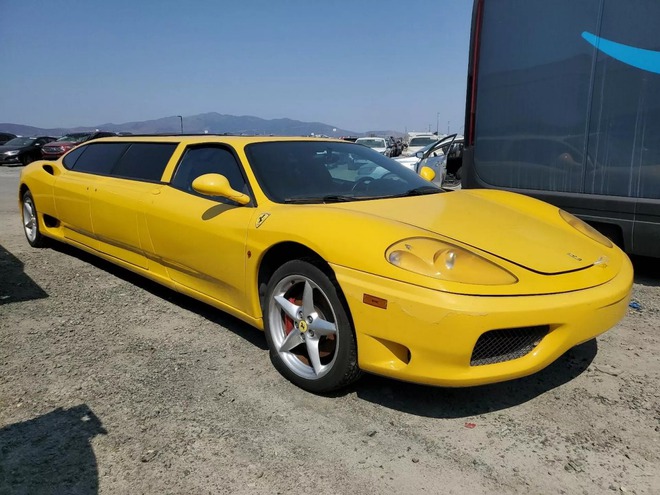 Chiếc Ferrari này nhìn thì hay nhưng rao bán mãi nhiều năm không được, lý do lại đến từ bản độ cực kỳ tâm huyết và độc đáo- Ảnh 3. Chiếc Ferrari này nhìn thì hay nhưng rao bán mãi nhiều năm không được, lý do lại đến từ bản độ cực kỳ tâm huyết và độc đáo- Ảnh 3.