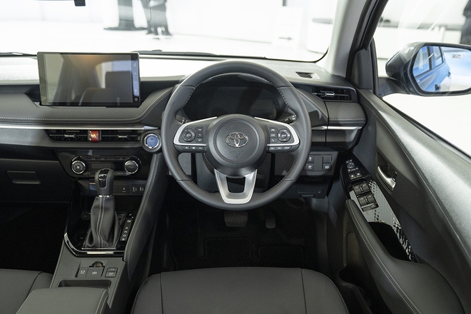 Toyota Vios hybrid ra mắt ĐNÁ: Chung động cơ Yaris Cross HEV, mạnh 110 mã lực, giá quy đổi từ 580 triệu- Ảnh 21. Toyota Vios hybrid ra mắt ĐNÁ: Chung động cơ Yaris Cross HEV, mạnh 110 mã lực, giá quy đổi từ 580 triệu- Ảnh 21.