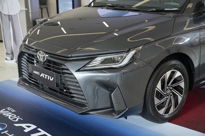 Toyota Vios hybrid ra mắt ĐNÁ: Chung động cơ Yaris Cross HEV, mạnh 110 mã lực, giá quy đổi từ 580 triệu- Ảnh 14. Toyota Vios hybrid ra mắt ĐNÁ: Chung động cơ Yaris Cross HEV, mạnh 110 mã lực, giá quy đổi từ 580 triệu- Ảnh 14.