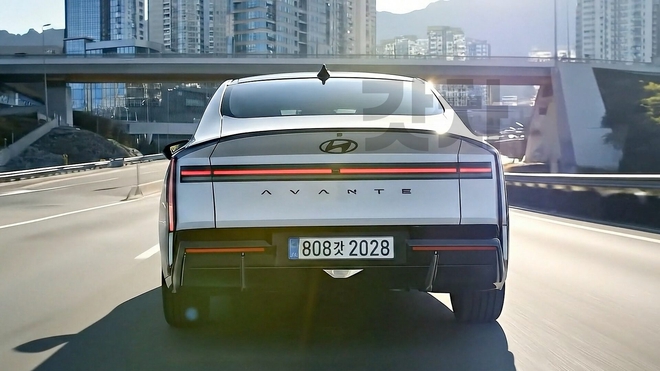 Hyundai Elantra thế hệ mới có những điểm khiến Mazda3 khó ngồi yên: Thiết kế như bước ra từ tương lai, nội thất có chi tiết như Tucson, nhưng có một thứ vẫn giữ nguyên- Ảnh 3. Hyundai Elantra thế hệ mới có những điểm khiến Mazda3 khó ngồi yên: Thiết kế như bước ra từ tương lai, nội thất có chi tiết như Tucson, nhưng có một thứ vẫn giữ nguyên- Ảnh 3.