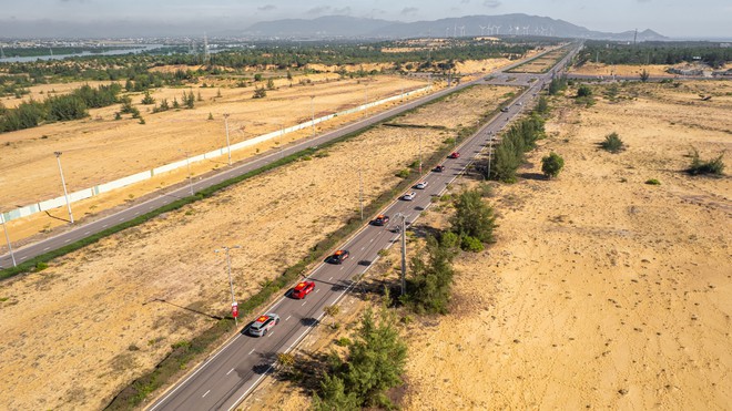 ‘Hết ga’ những chiếc Skoda trên quốc lộ và cao tốc tới Đà Nẵng: Kushaq vững vàng ở 120km/h, Karoq, Kodiaq càng thêm thuyết phục- Ảnh 2. ‘Hết ga’ những chiếc Skoda trên quốc lộ và cao tốc tới Đà Nẵng: Kushaq vững vàng ở 120km/h, Karoq, Kodiaq càng thêm thuyết phục- Ảnh 2.