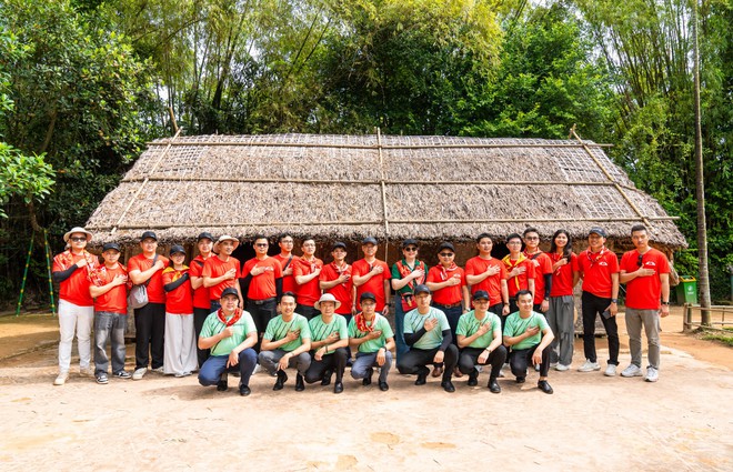 Skoda Slavia vượt hơn 200km cao tốc Nghệ An - Ninh Bình cùng đoàn SUV: Cầm lái không ngán tốc độ cao, ngồi lâu không mệt nhờ một điều- Ảnh 1. Skoda Slavia vượt hơn 200km cao tốc Nghệ An - Ninh Bình cùng đoàn SUV: Cầm lái không ngán tốc độ cao, ngồi lâu không mệt nhờ một điều- Ảnh 1.