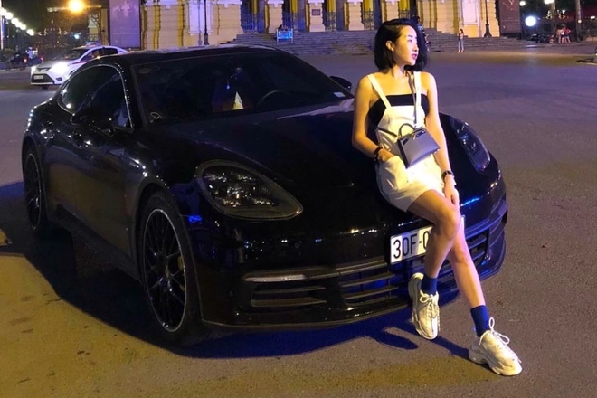 Doanh nhân 9x bán kim cương bị bắt tạm giam vì tội rửa tiền từng có cuộc sống hào nhoáng như thế này: Sở hữu hàng loạt xe sang 'thú dữ', đồng hồ tiền tỷ- Ảnh 9. Doanh nhân 9x bán kim cương bị bắt tạm giam vì tội rửa tiền từng có cuộc sống hào nhoáng như thế này: Sở hữu hàng loạt xe sang 'thú dữ', đồng hồ tiền tỷ- Ảnh 9.