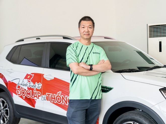 Đoàn Skoda xuyên Việt hoàn thành cung dài nhất hơn 500km: Đích thân TGĐ Skoda Việt Nam cầm lái Slavia vượt đèo Hải Vân- Ảnh 3. Đoàn Skoda xuyên Việt hoàn thành cung dài nhất hơn 500km: Đích thân TGĐ Skoda Việt Nam cầm lái Slavia vượt đèo Hải Vân- Ảnh 3.