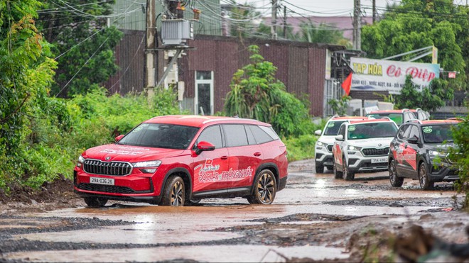 Chuyên gia đánh giá 4 mẫu Skoda trong hành trình xuyên Việt: Kushaq, Slavia ‘cửa trên’ xe Nhật, Hàn, Karoq ‘vượt’ thông số, Kodiaq như xe 4-5 tỷ- Ảnh 24. Chuyên gia đánh giá 4 mẫu Skoda trong hành trình xuyên Việt: Kushaq, Slavia ‘cửa trên’ xe Nhật, Hàn, Karoq ‘vượt’ thông số, Kodiaq như xe 4-5 tỷ- Ảnh 24.