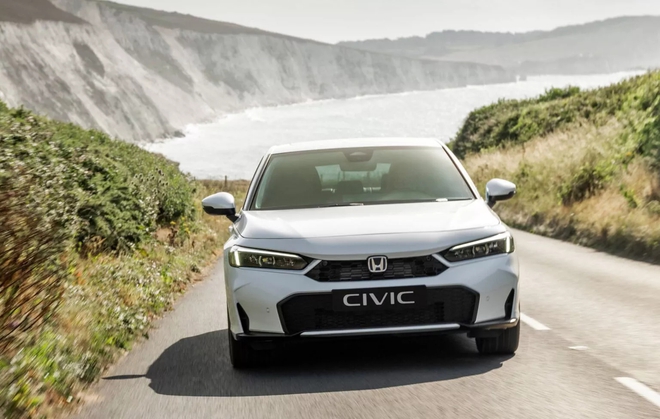 Khách Việt có thể thích bản Honda Civic mới này: Mâm mới, thêm tiện nghi hữu ích bên trong- Ảnh 3. Khách Việt có thể thích bản Honda Civic mới này: Mâm mới, thêm tiện nghi hữu ích bên trong- Ảnh 3.