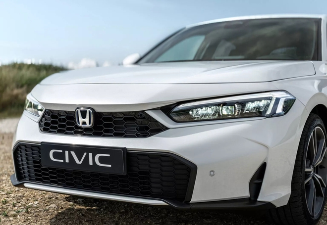 Khách Việt có thể thích bản Honda Civic mới này: Mâm mới, thêm tiện nghi hữu ích bên trong- Ảnh 6. Khách Việt có thể thích bản Honda Civic mới này: Mâm mới, thêm tiện nghi hữu ích bên trong- Ảnh 6.