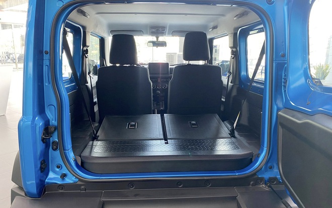 Mua Suzuki Jimny bây giờ tiết kiệm 120 triệu đồng tiền lăn bánh: Đại lý giảm giá sâu, nhiều nơi độ sẵn hầm hố để hút khách- Ảnh 7. Mua Suzuki Jimny bây giờ tiết kiệm 120 triệu đồng tiền lăn bánh: Đại lý giảm giá sâu, nhiều nơi độ sẵn hầm hố để hút khách- Ảnh 7.