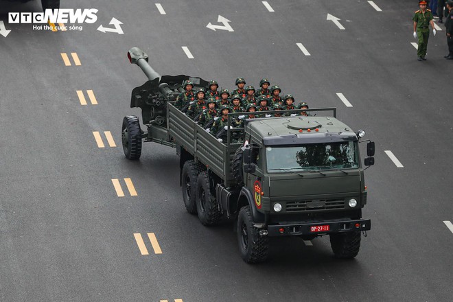 Dàn khí tài hùng hậu diễu qua Quảng trường Ba Đình trong buổi tổng duyệt A80- Ảnh 6.