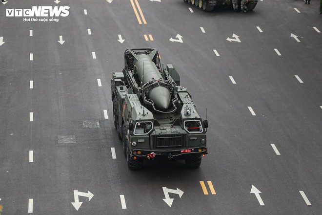 Dàn khí tài hùng hậu diễu qua Quảng trường Ba Đình trong buổi tổng duyệt A80- Ảnh 10.