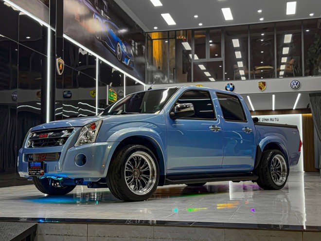 Rao bán Isuzu D-Max giá 345 triệu đồng, người bán cho biết: Độ 'full bài', nâng công suất hơn 300 mã, ghế đua, hạ gầm- Ảnh 2. Rao bán Isuzu D-Max giá 345 triệu đồng, người bán cho biết: Độ 'full bài', nâng công suất hơn 300 mã, ghế đua, hạ gầm- Ảnh 2.