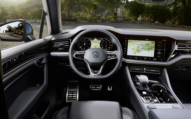 Đại lý hé lộ VW Touareg 2025 sắp ra mắt Việt Nam sẽ có 2 bản với phong cách khác nhau, máy mạnh hơn, thêm ADAS đấu RX, Q7- Ảnh 12. Đại lý hé lộ VW Touareg 2025 sắp ra mắt Việt Nam sẽ có 2 bản với phong cách khác nhau, máy mạnh hơn, thêm ADAS đấu RX, Q7- Ảnh 12.