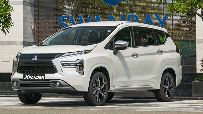 Nuôi xe VinFast Limo Green và Mitsubishi Xpander: Mua xe điện tốn nhiều hơn 12 triệu đồng nhưng chạy dịch vụ có thể tiết kiệm 171 triệu đồng/năm- Ảnh 2. Nuôi xe VinFast Limo Green và Mitsubishi Xpander: Mua xe điện tốn nhiều hơn 12 triệu đồng nhưng chạy dịch vụ có thể tiết kiệm 171 triệu đồng/năm- Ảnh 2.