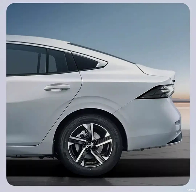 Nissan Sentra - Đàn anh Almera có bản nâng cấp lớn: Bỏ ca lăng khổng lồ, đèn hậu kéo dài bắt ‘trend’, cạnh tranh Mazda3, Civic- Ảnh 8. Nissan Sentra - Đàn anh Almera có bản nâng cấp lớn: Bỏ ca lăng khổng lồ, đèn hậu kéo dài bắt ‘trend’, cạnh tranh Mazda3, Civic- Ảnh 8.