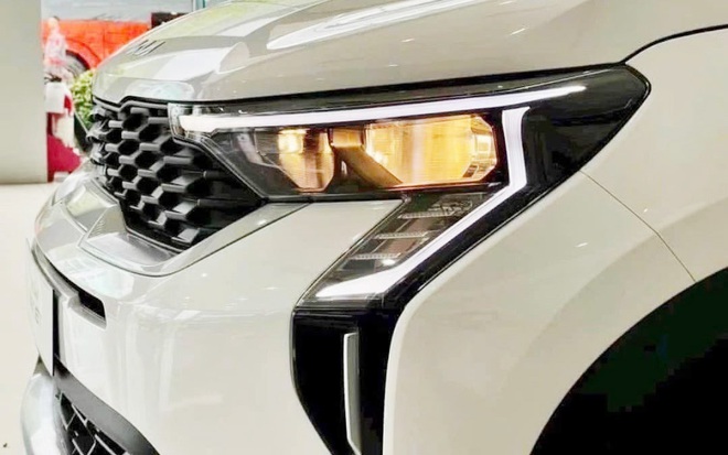 Kia Sonet thêm bản giá rẻ tại Việt Nam: Thực tế còn 493 triệu đồng tại đại lý, lược 3 tính năng, thêm cạnh tranh Raize, Venue- Ảnh 6. Kia Sonet thêm bản giá rẻ tại Việt Nam: Thực tế còn 493 triệu đồng tại đại lý, lược 3 tính năng, thêm cạnh tranh Raize, Venue- Ảnh 6.