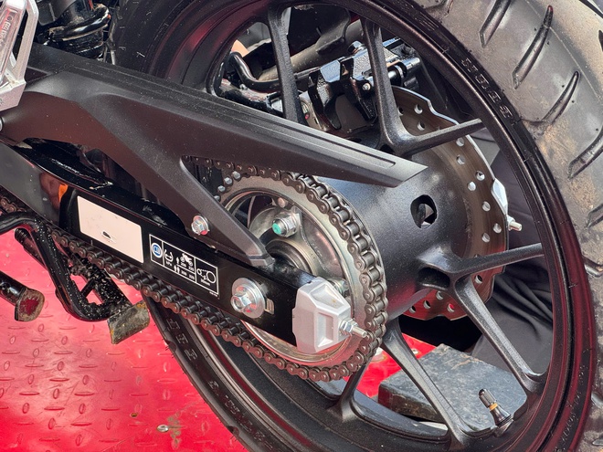 Honda ra mắt 3 xe máy mới: Winner R 'lột xác', ADV350 lần đầu xuất hiện, Rebel 1100 nâng cấp mới- Ảnh 10. Honda ra mắt 3 xe máy mới: Winner R 'lột xác', ADV350 lần đầu xuất hiện, Rebel 1100 nâng cấp mới- Ảnh 10.